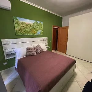 Renza House Chiaia , Napoli Italia